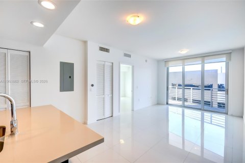 Copropriété à louer à Doral, Floride: 1 chambre, 71.07 m2 № 2080868 - photo 4