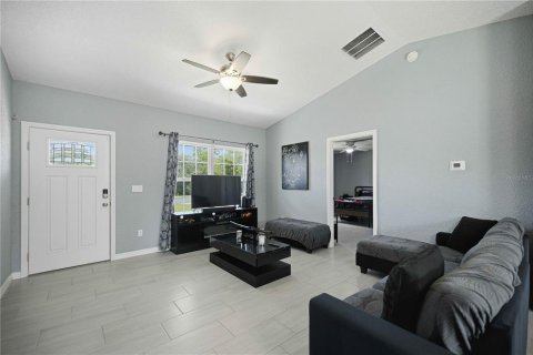 House in Ocala, Florida 3 bedrooms, 118.08 sq.m. № 2236835 - photo 3