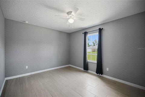 House in Ocala, Florida 3 bedrooms, 118.08 sq.m. № 2236835 - photo 15
