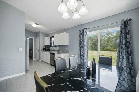 House in Ocala, Florida 3 bedrooms, 118.08 sq.m. № 2236835 - photo 5