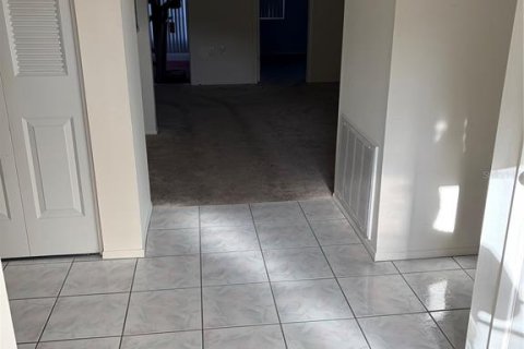 Купить кондоминиум в Холидэй, Флорида 5 комнат, 103.49м2, № 2239401 - фото 2