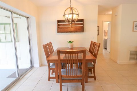 House in Englewood, Florida 2 bedrooms, 110.46 sq.m. № 1917336 - photo 24