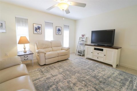 House in Englewood, Florida 2 bedrooms, 110.46 sq.m. № 1917336 - photo 5