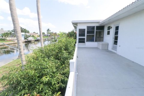 House in Englewood, Florida 2 bedrooms, 110.46 sq.m. № 1917336 - photo 29
