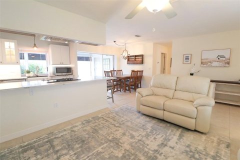 House in Englewood, Florida 2 bedrooms, 110.46 sq.m. № 1917336 - photo 22