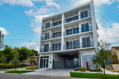 Дом в Майами, Флорида 2 спальни, 111.48м2 № 2050947