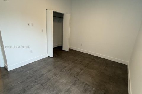 Снять в аренду виллу или дом в Майами, Флорида 2 спальни, 111.48м2, № 2050947 - фото 11