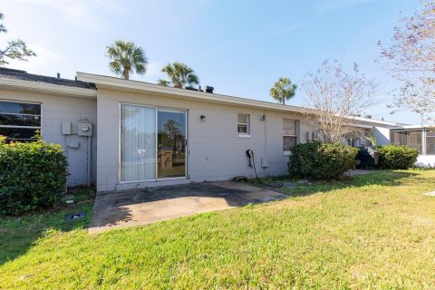 House in Kissimmee, Florida 2 bedrooms, 80.27 sq.m. № 1719982 - photo 16
