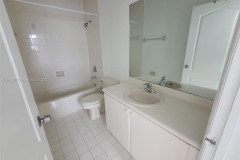 Condominio en alquiler en Homestead, Florida, 2 dormitorios, 86.4 m2 № 1889283 - foto 10