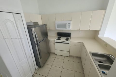 Condominio en alquiler en Homestead, Florida, 2 dormitorios, 86.4 m2 № 1889283 - foto 22