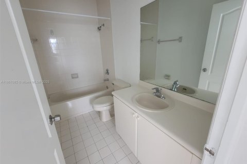 Condominio en alquiler en Homestead, Florida, 2 dormitorios, 86.4 m2 № 1889283 - foto 28