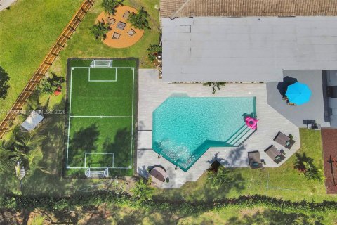 Купить виллу или дом в Плантация, Флорида 7 спален, 314.29м2, № 2145699 - фото 7