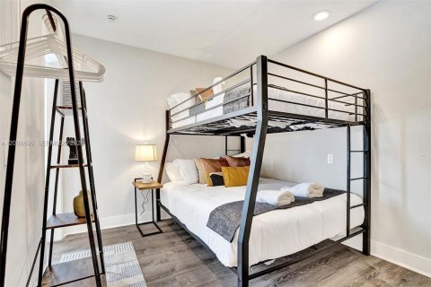 Купить виллу или дом в Плантация, Флорида 7 спален, 314.29м2, № 2145699 - фото 22