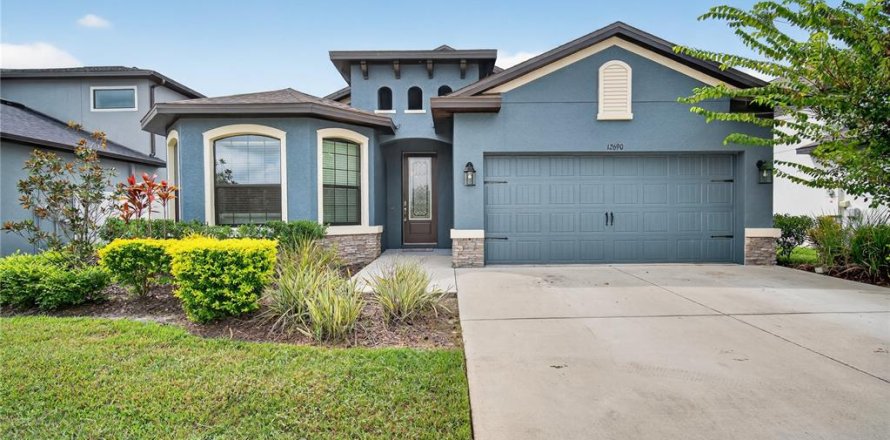 Casa en New Port Richey, Florida 4 dormitorios, 186.45 m2 № 1910366