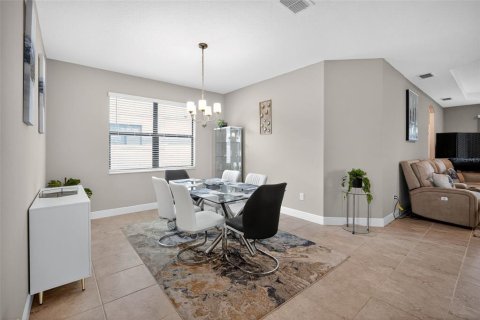 Casa en venta en New Port Richey, Florida, 4 dormitorios, 186.45 m2 № 1910366 - foto 12