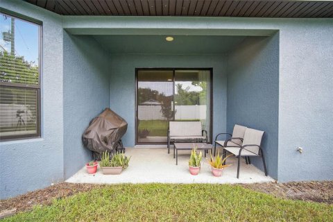 Casa en venta en New Port Richey, Florida, 4 dormitorios, 186.45 m2 № 1910366 - foto 27