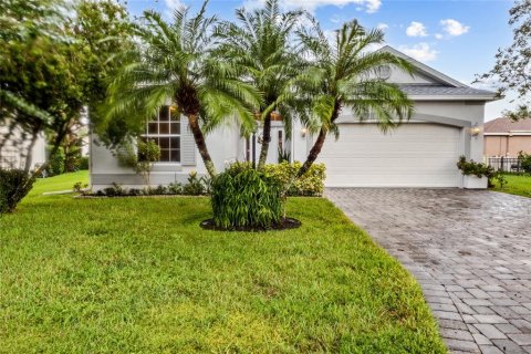 Villa ou maison à Palmetto, Floride 2 chambres, 191.01 m2 № 2408340