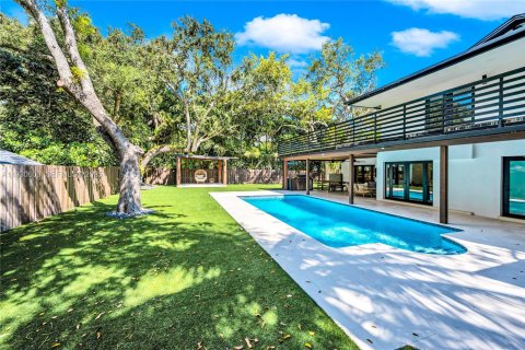 Villa ou maison à louer à Pinecrest, Floride: 5 chambres, 282.33 m2 № 1989686 - photo 29