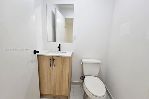 Casa en alquiler en Florida City, Florida, 4 dormitorios, 176.7 m2 № 2009031 - foto 13