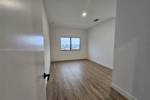 Casa en alquiler en Florida City, Florida, 4 dormitorios, 176.7 m2 № 2009031 - foto 21