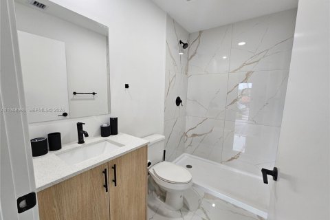 Casa en alquiler en Florida City, Florida, 4 dormitorios, 176.7 m2 № 2009031 - foto 3