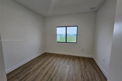 Casa en alquiler en Florida City, Florida, 4 dormitorios, 176.7 m2 № 2009031 - foto 22