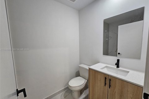 Casa en alquiler en Florida City, Florida, 4 dormitorios, 176.7 m2 № 2009031 - foto 17