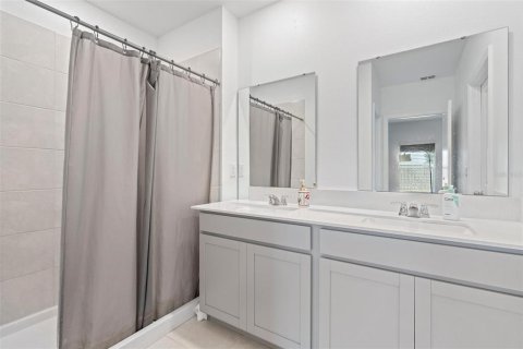 Townhouse in Davenport, Florida 3 bedrooms, 133.04 sq.m. № 2228429 - photo 24