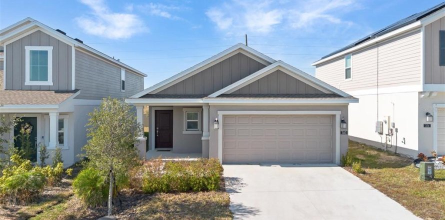 Townhouse in Davenport, Florida 3 bedrooms, 133.04 sq.m. № 2228429
