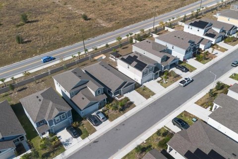 Townhouse in Davenport, Florida 3 bedrooms, 133.04 sq.m. № 2228429 - photo 8