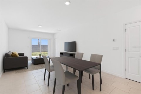 Townhouse in Davenport, Florida 3 bedrooms, 133.04 sq.m. № 2228429 - photo 25