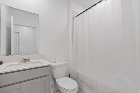 Townhouse in Davenport, Florida 3 bedrooms, 133.04 sq.m. № 2228429 - photo 21