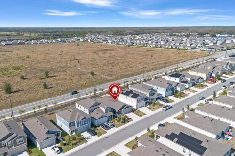 Townhouse in Davenport, Florida 3 bedrooms, 133.04 sq.m. № 2228429 - photo 7