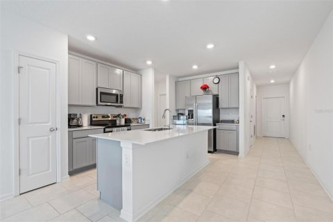 Townhouse in Davenport, Florida 3 bedrooms, 133.04 sq.m. № 2228429 - photo 14