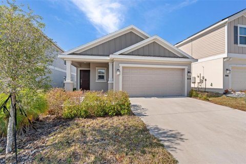 Townhouse in Davenport, Florida 3 bedrooms, 133.04 sq.m. № 2228429 - photo 2