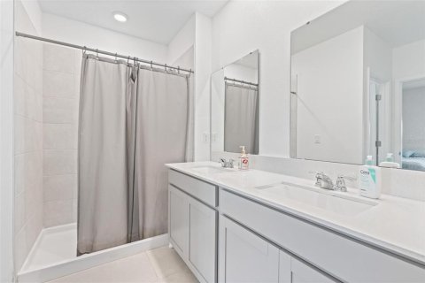 Townhouse in Davenport, Florida 3 bedrooms, 133.04 sq.m. № 2228429 - photo 20