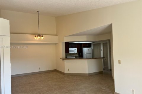 Copropriété à vendre à Coral Springs, Floride: 3 chambres, 117.34 m2 № 2049950 - photo 3