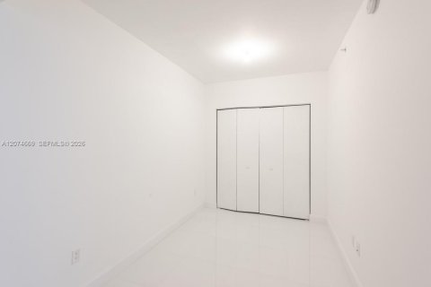 Condominio en venta en Miami, Florida, 1 dormitorio, 90.95 m2 № 2339900 - foto 10