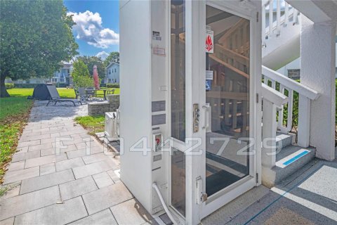 Купить кондоминиум в Дирфилд-Бич, Флорида 2 спальни, 76.92м2, № 2250336 - фото 17