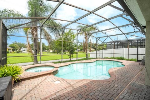 House in Windermere, Florida 4 bedrooms, 205.41 sq.m. № 1776552 - photo 30