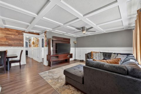 Casa en venta en Sunrise, Florida, 3 dormitorios, 144.56 m2 № 2052328 - foto 5