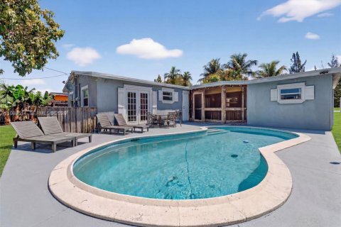 Casa en venta en Sunrise, Florida, 3 dormitorios, 144.56 m2 № 2052328 - foto 20