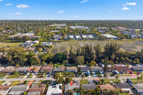 Casa en venta en Sunrise, Florida, 3 dormitorios, 144.56 m2 № 2052328 - foto 25