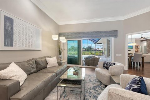 House in SERENOA LAKES in Sarasota, Florida 6 bedrooms, 469.53 sq.m. № 2396199 - photo 10