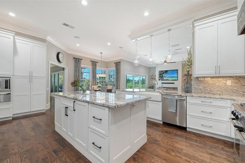 House in SERENOA LAKES in Sarasota, Florida 6 bedrooms, 469.53 sq.m. № 2396199 - photo 20
