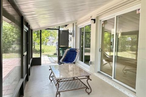 House in Port Charlotte, Florida 3 bedrooms, 113.34 sq.m. № 2091554 - photo 14