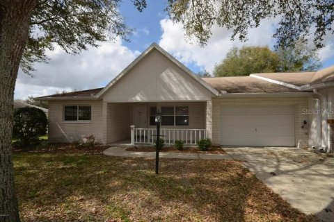 Villa ou maison à Ocala, Floride 2 chambres, 131.18 m2 № 2149742
