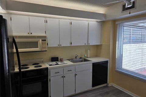 Copropriété à vendre à Clearwater, Floride: 2 chambres, 94.2 m2 № 2147712 - photo 5