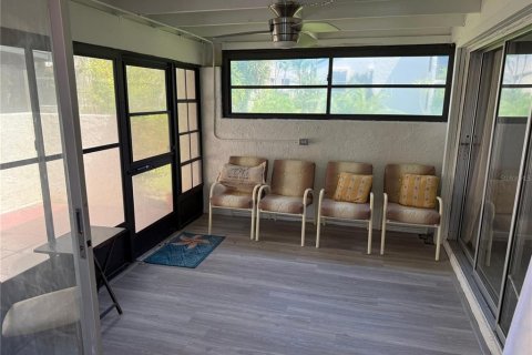 Copropriété à vendre à Clearwater, Floride: 2 chambres, 94.2 m2 № 2147712 - photo 11