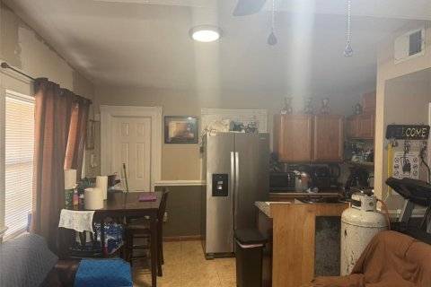 Commercial property in Orlando, Florida 95.32 sq.m. № 2369501 - photo 4